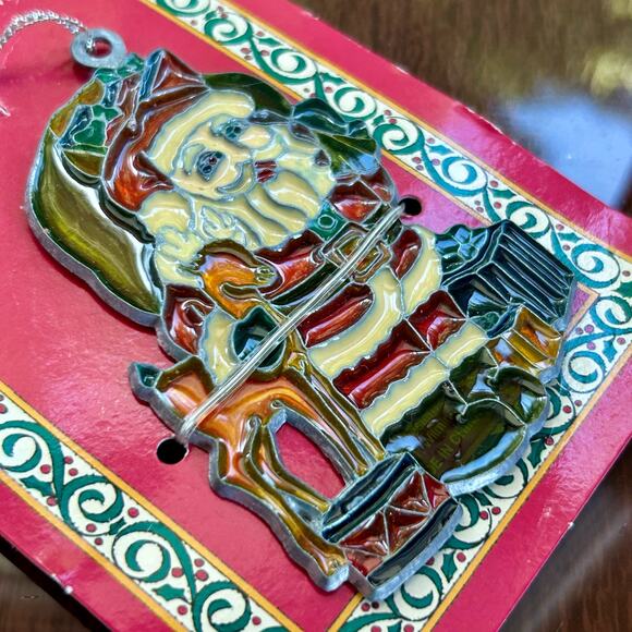 Vintage Santa Clause Suncatcher Christmas Ornament Window Decoration - Picture 5 of 5